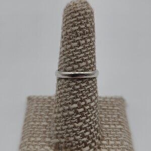 Size 7 Sterling Silver Plain Unisex Band Ring A2640